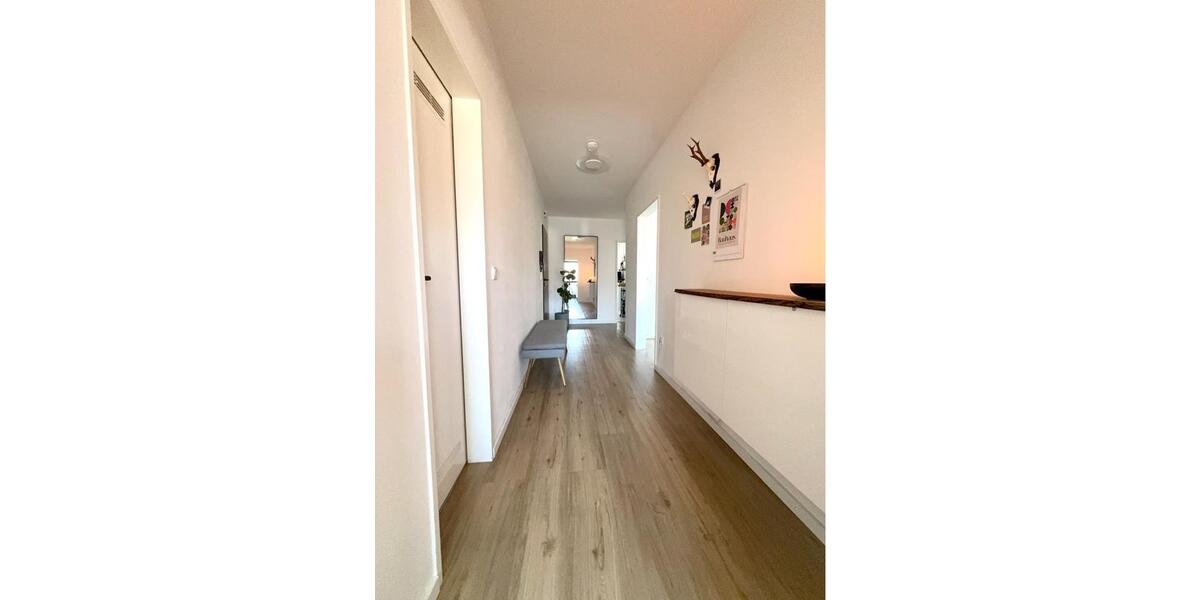 Etagenwohnung Bochum Bochum-Südwest - 2 Zimmer, 83 m&sup2;, 275.000&euro; | Angebot:26040251