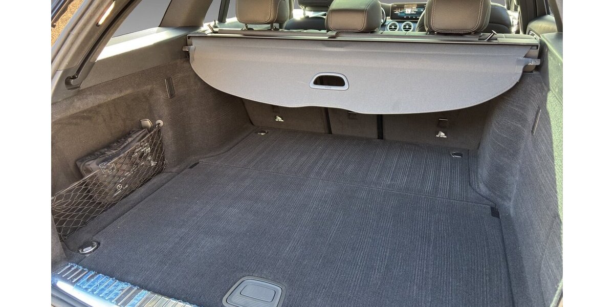 Mercedes-Benz C 400 T 4M AMG Pano Burm StdHz. HuD AHK Leder 138.921 km 25.500 &euro; Wuppertal 42327