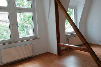 Wohnung Essen Frohnhausen - 3 Zimmer, 93 m&sup2;, 700&euro; | Angebot:25659267