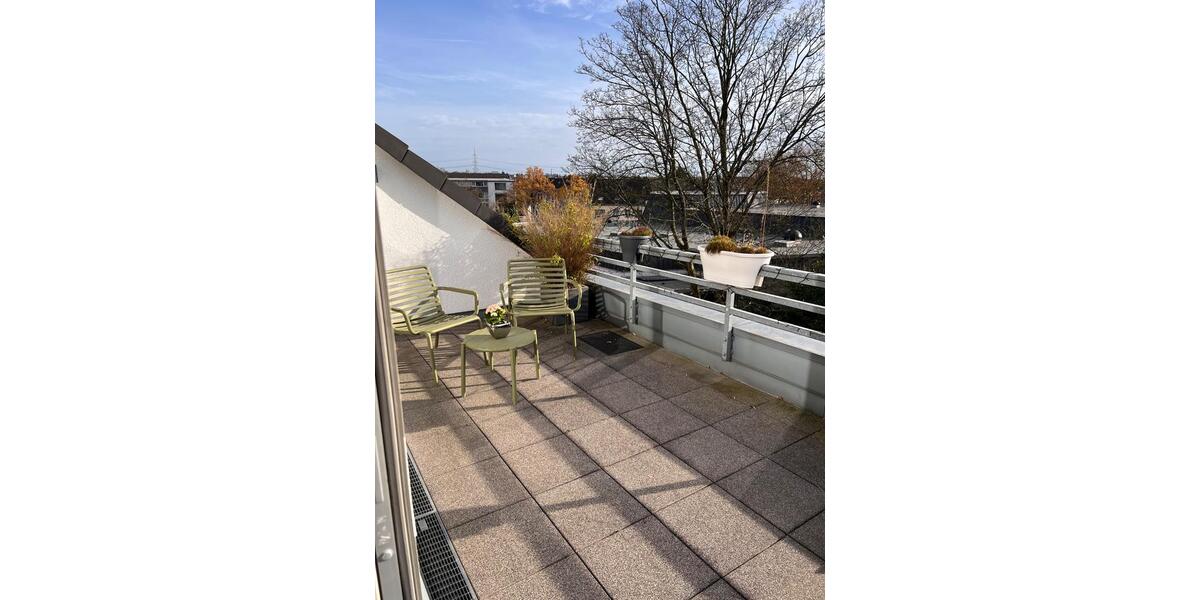 Dachgeschoßwohnung Haan - 2.5 Zimmer, 78 m&sup2;, 1.200&euro; | Angebot:25833787