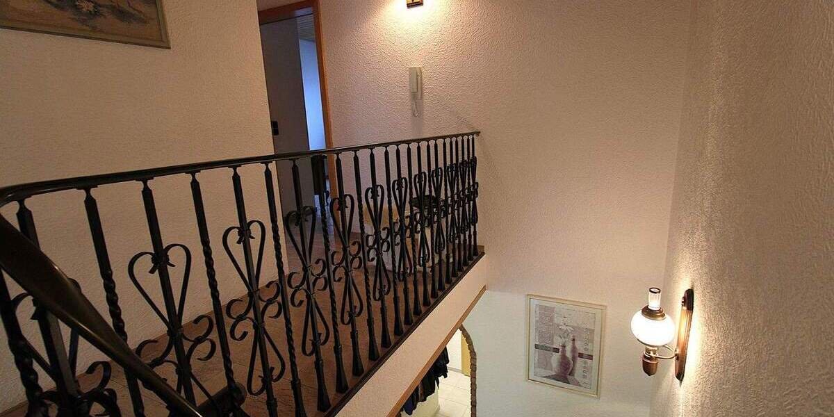 Mehrfamilienhaus, Wohnhaus Gladbeck Zweckel - 6 Zimmer, 150 m&sup2;, 385.000&euro; | Angebot:25775469