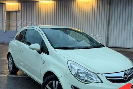 Opel Corsa 169.200 km 2.999 &euro; Essen 45307