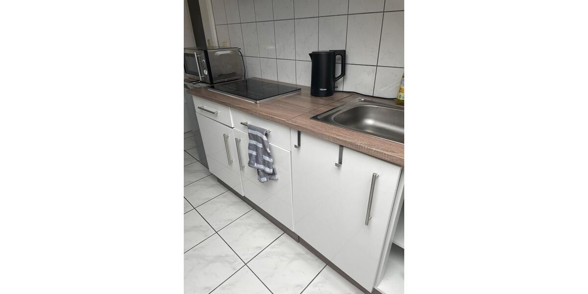 Dachgeschoßwohnung Essen Stadtbezirk III - 2 Zimmer, 50 m&sup2;, 800&euro; | Angebot:24783022