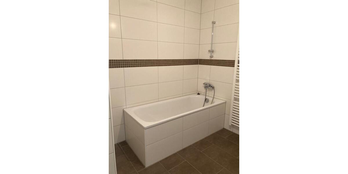 Etagenwohnung Meerbusch - 2 Zimmer, 69 m&sup2;, 985&euro; | Angebot:25307488