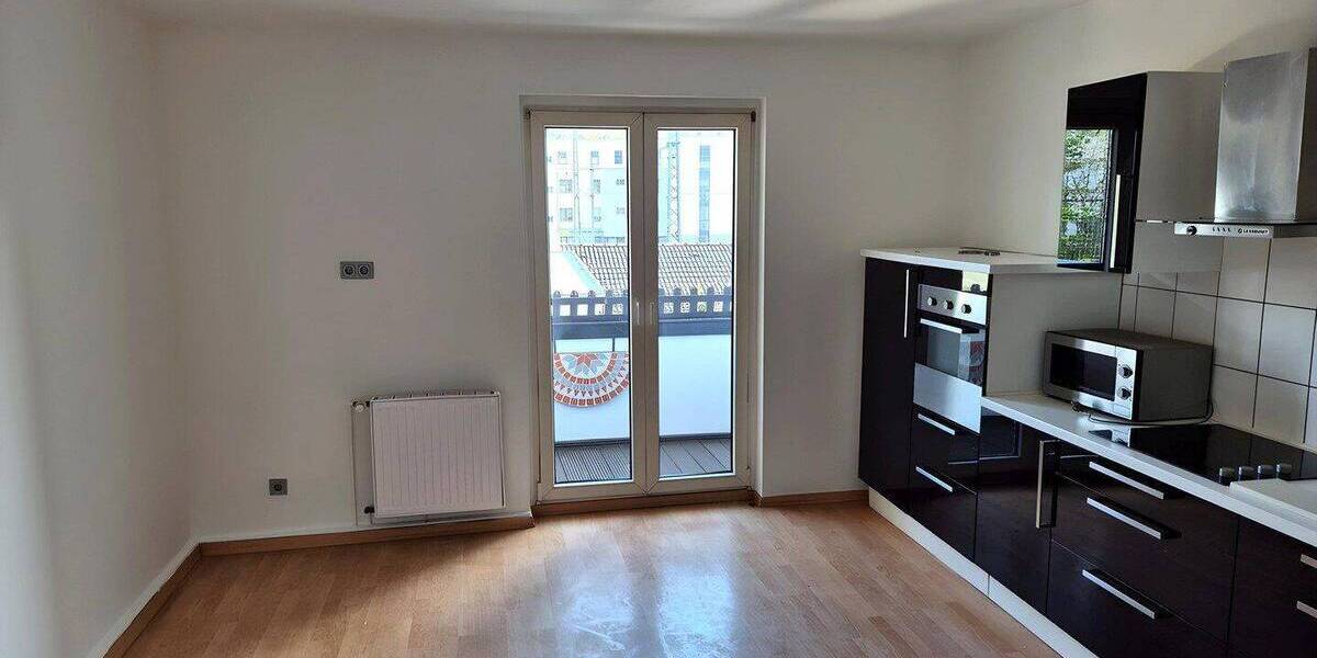 Etagenwohnung Düsseldorf Flingern Nord - 2 Zimmer, 73 m&sup2;, 920&euro; | Angebot:26787853