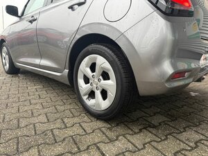 Suzuki Swift Comfort Hybrid+Kamera+Alufelgen+Sitzhzg.+ 8.985 km 16.222 &euro; Meerbusch 40667