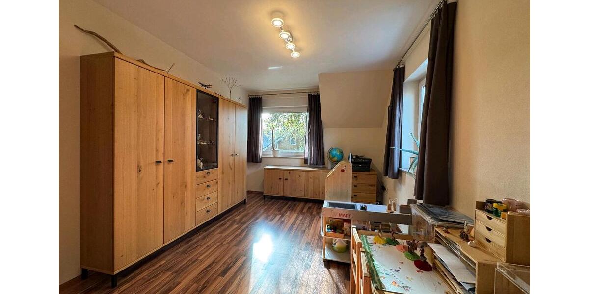 Reihenhaus Duisburg Rheinhausen - 5 Zimmer, 127 m&sup2;, 412.000&euro; | Angebot:27522618