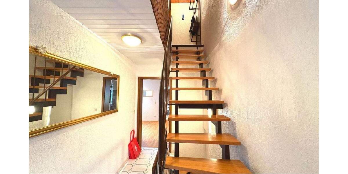 Einfamilienhaus Essen Schonnebeck - 4 Zimmer, 115 m&sup2;, 330.000&euro; | Angebot:25679215