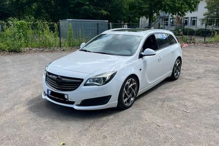 Opel Insignia 99.224 km 11.000 &euro; Bochum 44809