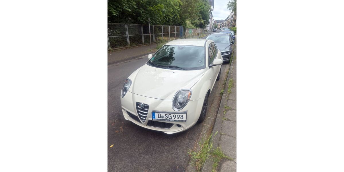 Alfa Romeo MiTo 99.000 km 4.900 &euro; Düsseldorf 40591