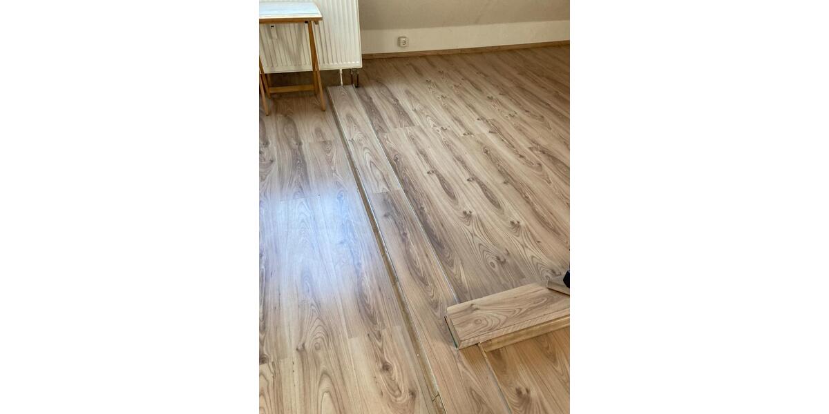 Etagenwohnung Mülheim an der Ruhr - 4 Zimmer, 105 m&sup2;, 675&euro; | Angebot:27536542