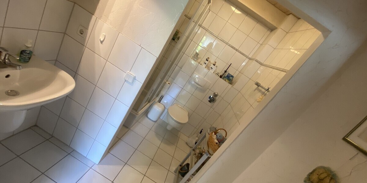 3-Familienhaus in Solingen-Höhscheid zu verkaufen mit einer Rendite von 4,8% (5,4%) - Mehrfamilienhaus, Wohnhaus Solingen Burg | Angebot:25051832