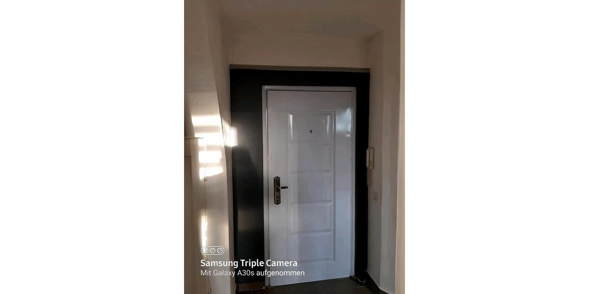 Dachgeschoßwohnung Wuppertal Unterbarmen - 4 Zimmer, 93 m&sup2;, 787&euro; | Angebot:25645296