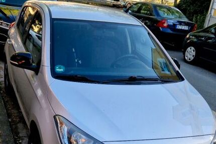 Hyundai i20 140.000 km 4.200 &euro; Gelsenkirchen 45888