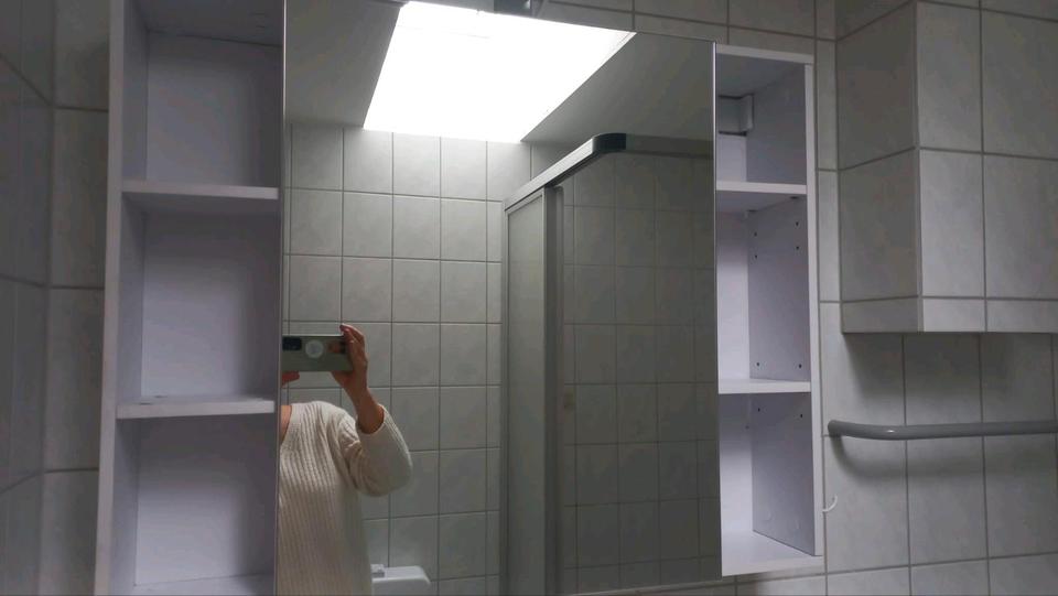 Dachgeschoßwohnung Solingen Höhscheid - 1 Zimmer, 36 m&sup2;, 425&euro; | Angebot:27543470