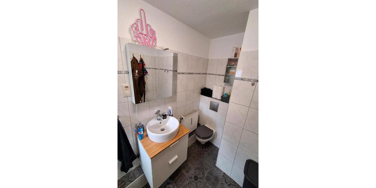 Erdgeschoßwohnung Solingen Mitte - 2 Zimmer, 59 m&sup2;, 650&euro; | Angebot:27540255
