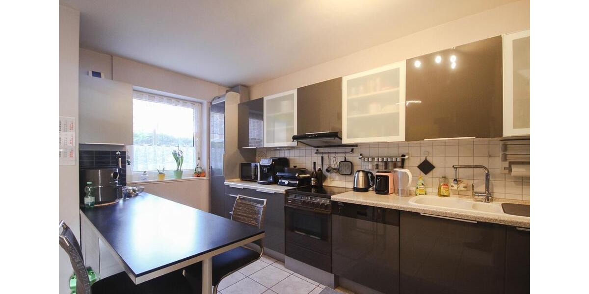 Reihenhaus Düsseldorf Stadtbezirk 6 - 5 Zimmer, 126 m&sup2;, 2.600&euro; | Angebot:25548327