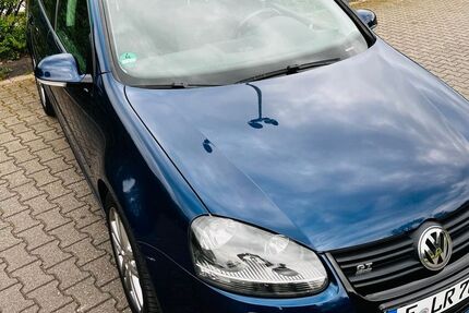 VW Golf 235.000 km 5.950 &euro; Essen 45133