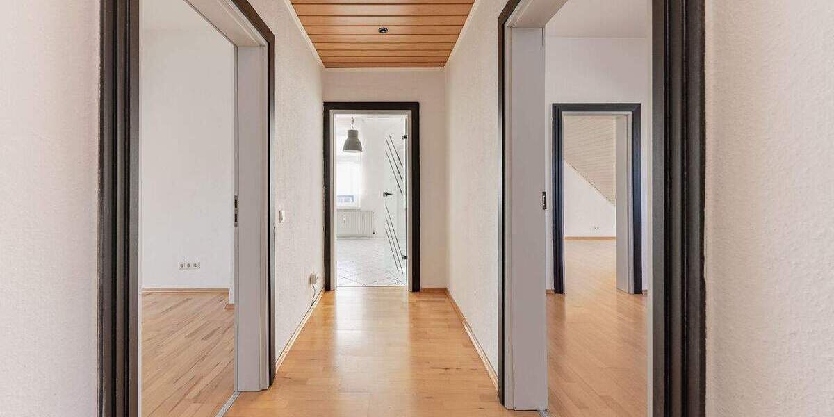 Etagenwohnung Schwelm - 3 Zimmer, 76 m&sup2;, 110.000&euro; | Angebot:25666615