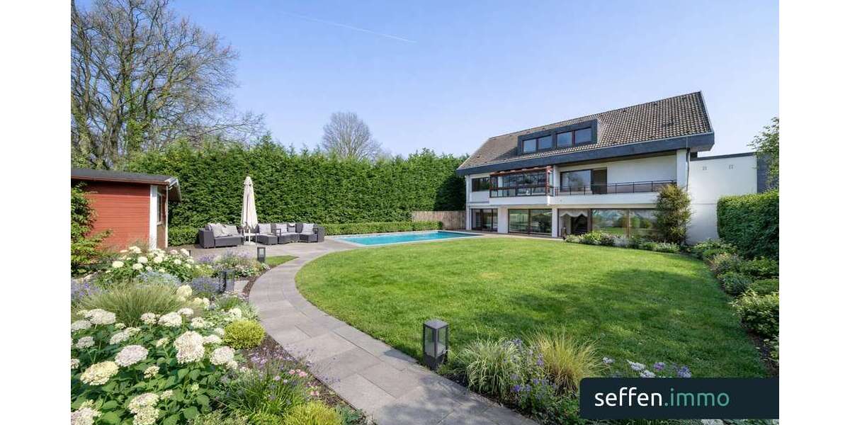 Einfamilienhaus Leichlingen (Rheinland) - 9 Zimmer, 274 m&sup2;, 975.000&euro; | Angebot:25984843