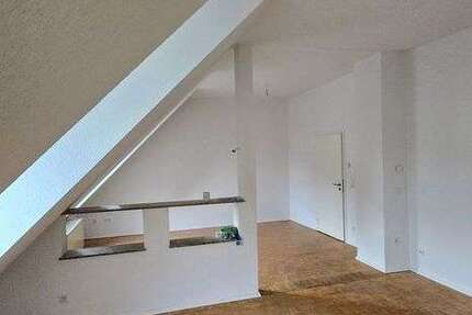 Wohnung Wuppertal Barmen - 4 Zimmer, 102 m&sup2;, 858&euro; | Angebot:26950480