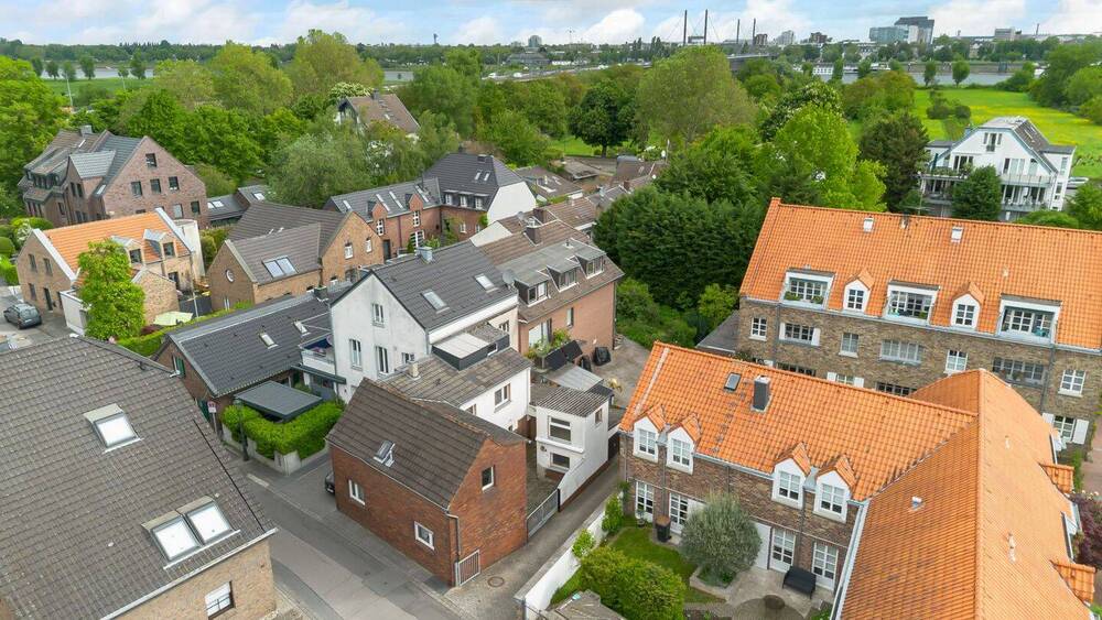 Mehrfamilienhaus, Wohnhaus Düsseldorf Niederkassel - 2.350.000&euro; | Angebot:26627775