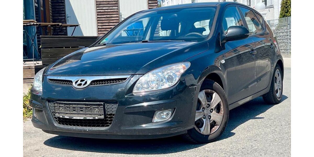 Hyundai i30 206.632 km 999 &euro; Gelsenkirchen 45884