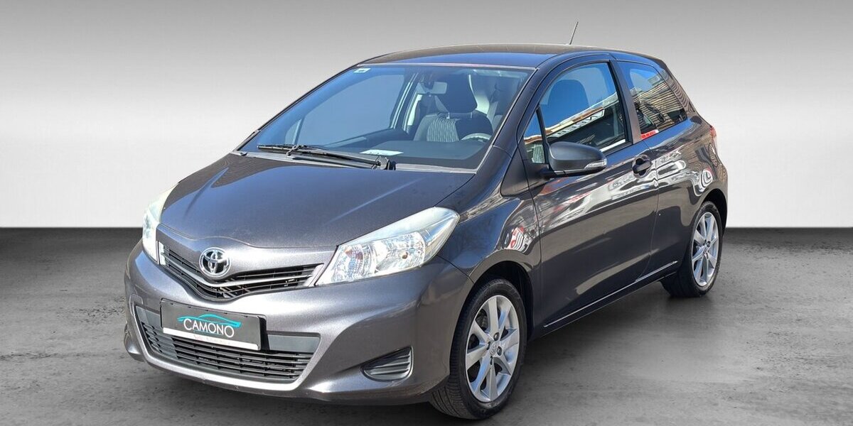 Toyota Yaris 1.0 Basic Radio 91.836 km 2.300 &euro; Wuppertal 42327