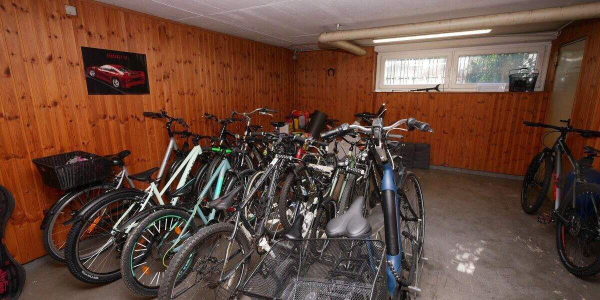 Etagenwohnung Gelsenkirchen Buer - 4 Zimmer, 91 m&sup2;, 695&euro; | Angebot:25779101