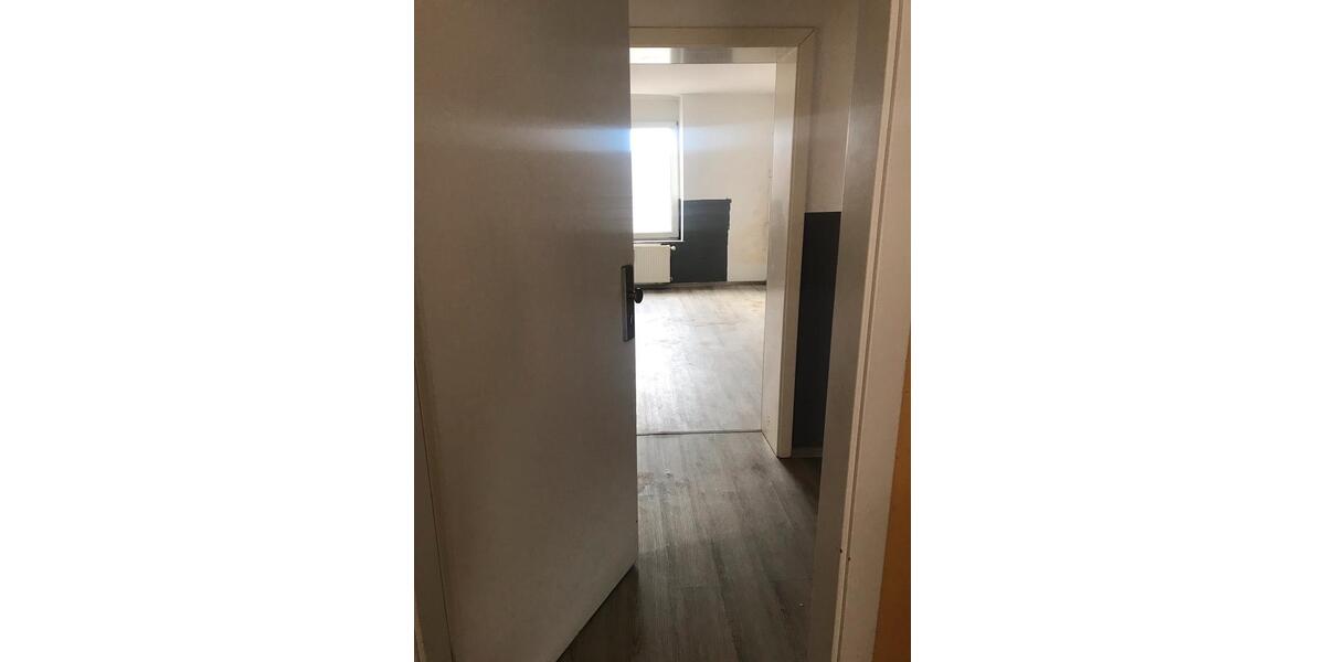 Etagenwohnung Bochum Bochum-Mitte - 4.5 Zimmer, 110 m&sup2;, 1.100&euro; | Angebot:25602107
