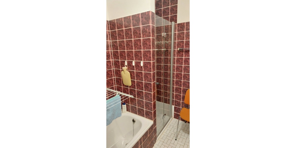 Gemütliche 2 ½ Zimmer ETW mit Loggia und Garage - 2.5 Remscheid Süd | Angebot:18908159