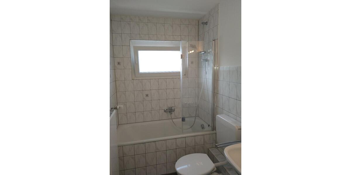 Dachgeschoßwohnung Neuss Augustinusviertel - 3 Zimmer, 47 m&sup2;, 530&euro; | Angebot:27577655