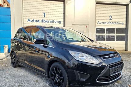 Ford Grand C-Max 120.918 km 6.290 &euro; Düsseldorf 40589