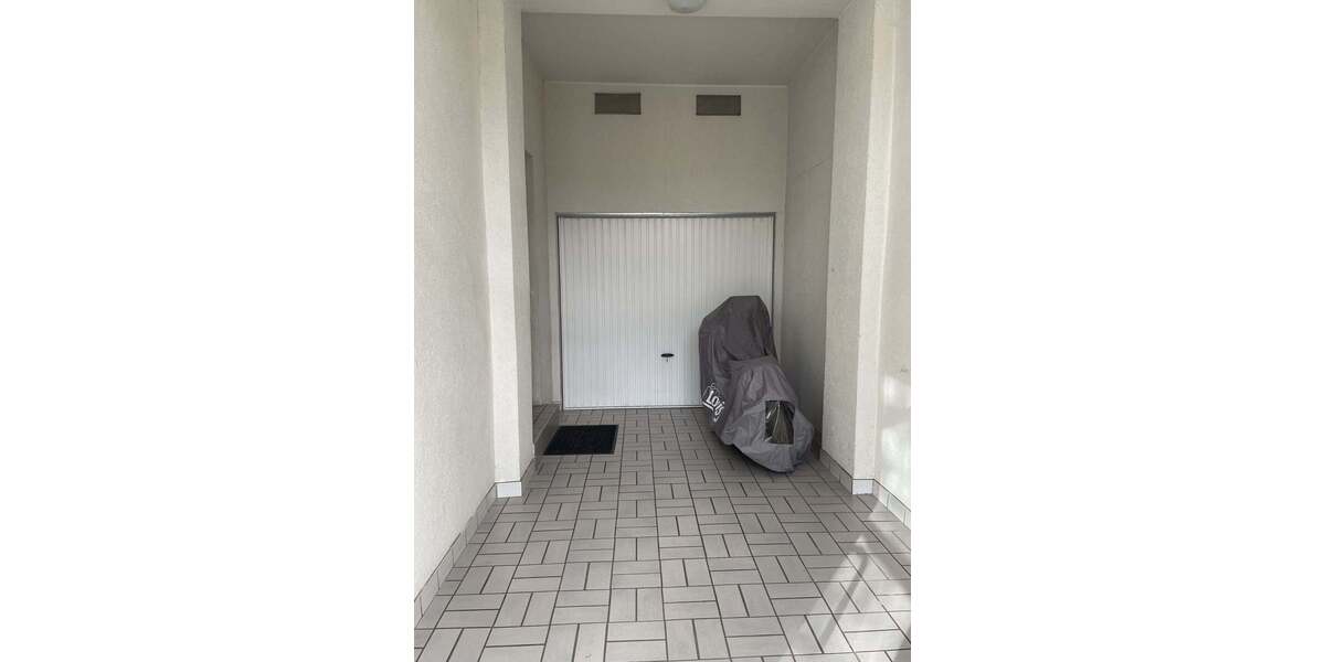 Etagenwohnung Düsseldorf Eller - 3 Zimmer, 126 m&sup2;, 399.900&euro; | Angebot:25685495
