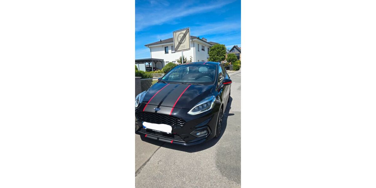Ford Fiesta 73.100 km 12.099 &euro; Langenfeld 40764