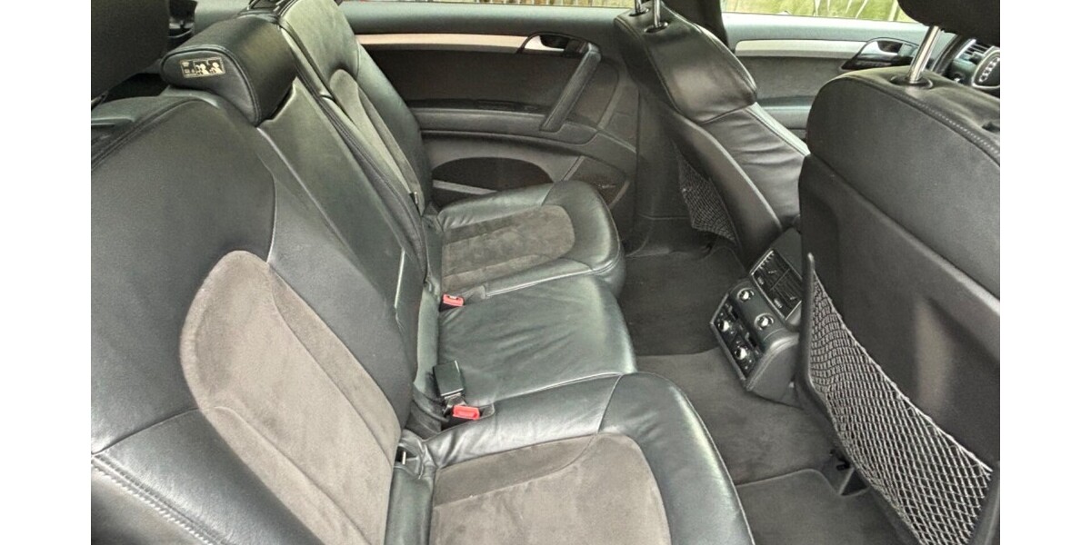 Audi Q 7 240.000 km 14.500 &euro; Duisburg 47051