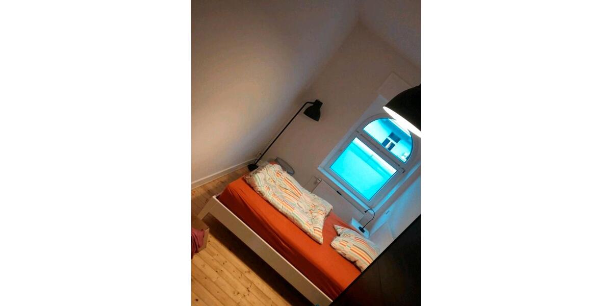 Hochparterre Düsseldorf Flingern Süd - 2 Zimmer, 55 m&sup2;, 270.000&euro; | Angebot:27440001