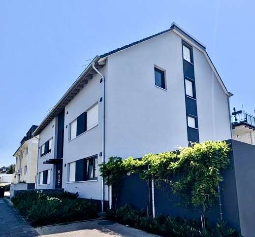Etagenwohnung Mülheim an der Ruhr Dümpten - 4 Zimmer, 132 m&sup2;, 1.750&euro; | Angebot:26984052