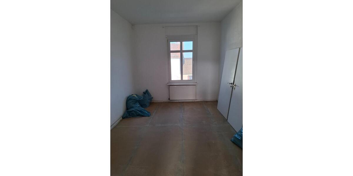 Etagenwohnung Wuppertal Gemarkung Langerfeld - 4 Zimmer, 105 m&sup2;, 168.000&euro; | Angebot:25649431