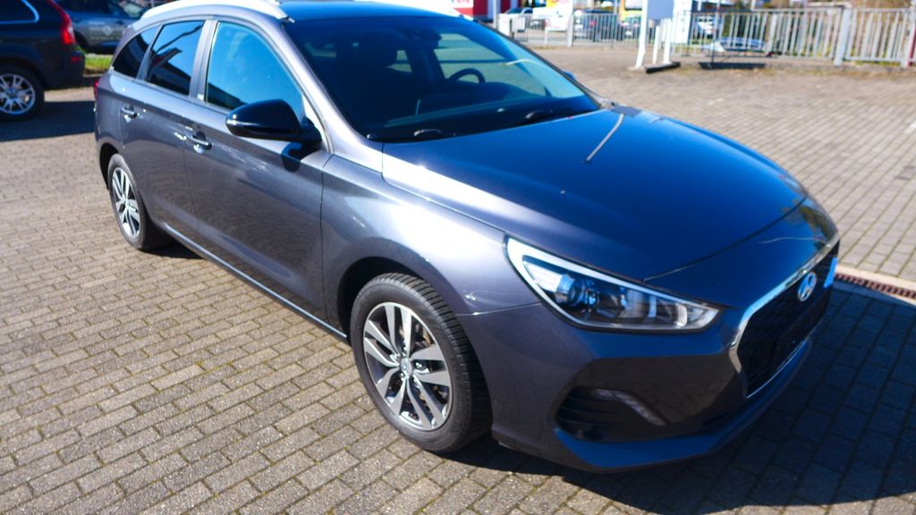 Hyundai i30 99.980 km 12.400 &euro; Hattingen (bei Bochum) 45527