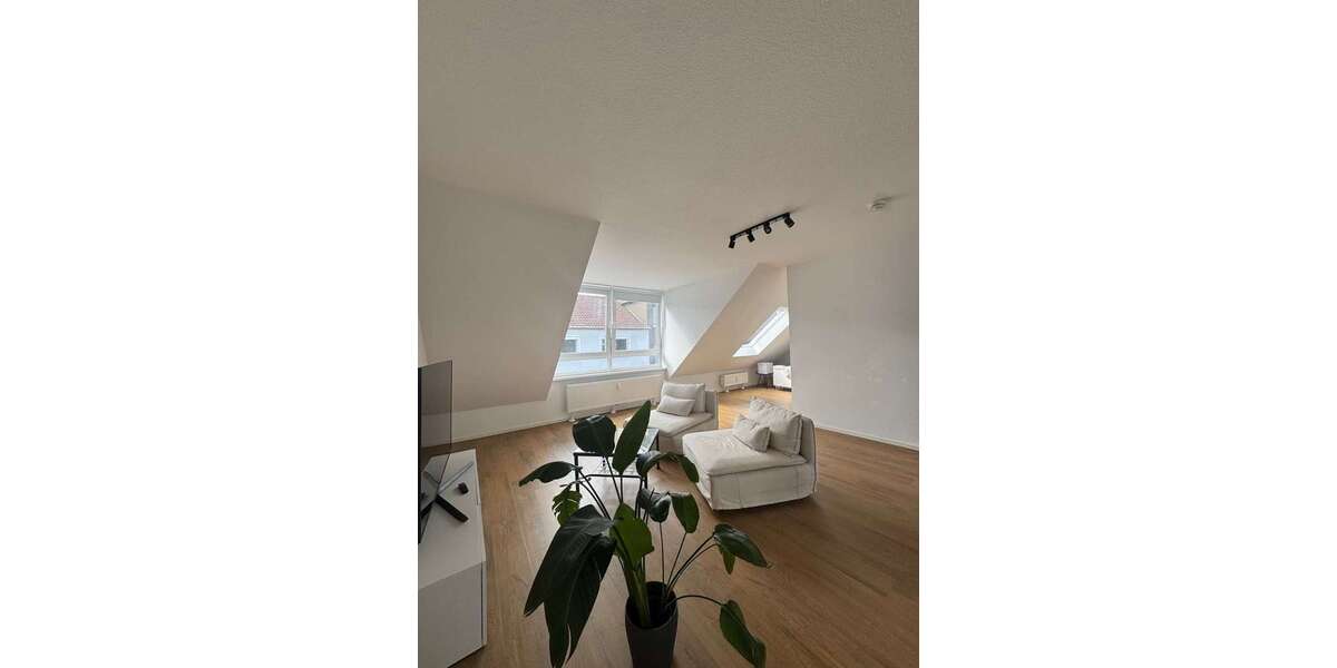 Etagenwohnung Mülheim an der Ruhr - 2 Zimmer, 85 m&sup2;, 808&euro; | Angebot:27200804