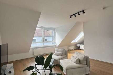 Wohnung Mülheim an der Ruhr - 2 Zimmer, 85 m&sup2;, 808&euro; | Angebot:27200804