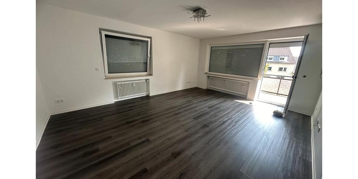 Etagenwohnung Erkrath - 2.5 Zimmer, 84 m&sup2;, 1.500&euro; | Angebot:27544599