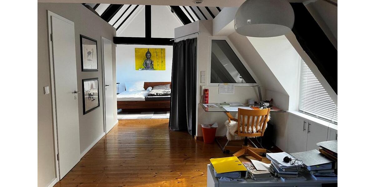 Dachgeschoßwohnung Düsseldorf Stadtbezirk 7 - 4 Zimmer, 139 m&sup2;, 650.000&euro; | Angebot:26819157