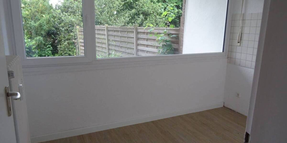 Etagenwohnung Essen Stadtwald - 1 Zimmer, 51 m&sup2;, 400&euro; | Angebot:26833483
