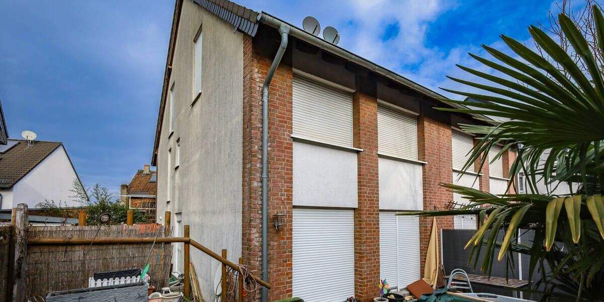 Doppelhaushälfte Solingen Solingen-Mitte - 5 Zimmer, 147 m&sup2;, 450.000&euro; | Angebot:25689680