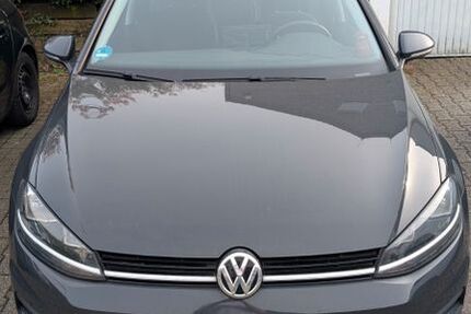 VW Golf 116.000 km 9.200 &euro; Wuppertal 42327