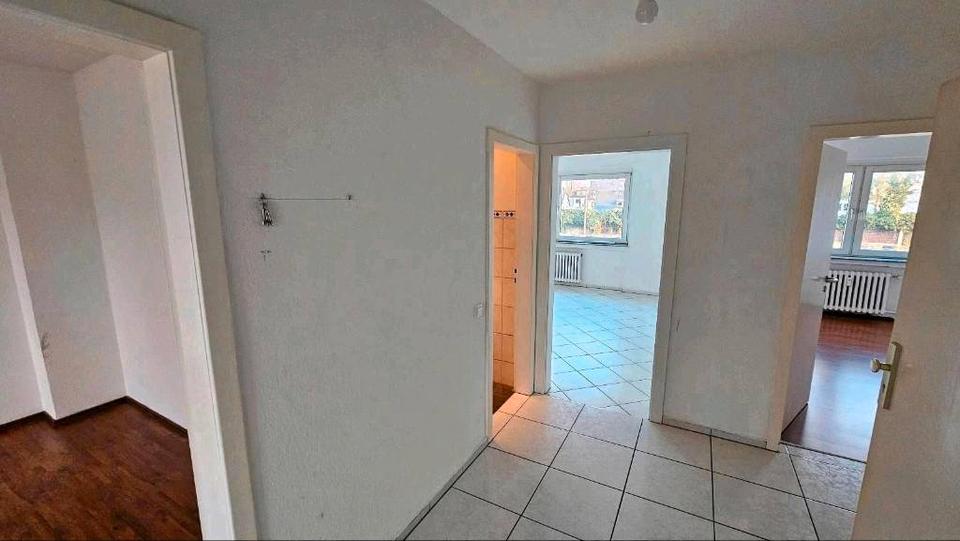 Etagenwohnung Essen Stadtbezirk VI - 3 Zimmer, 68 m&sup2;, 780&euro; | Angebot:26036968