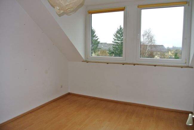 Etagenwohnung Mülheim an der Ruhr Mitte-Ost - 3 Zimmer, 98 m&sup2;, 650&euro; | Angebot:26190093