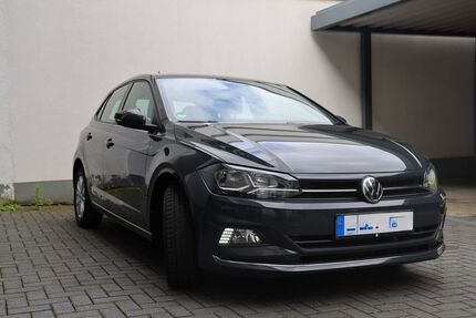 VW Polo 77.051 km 13.900 &euro; Düsseldorf 40215